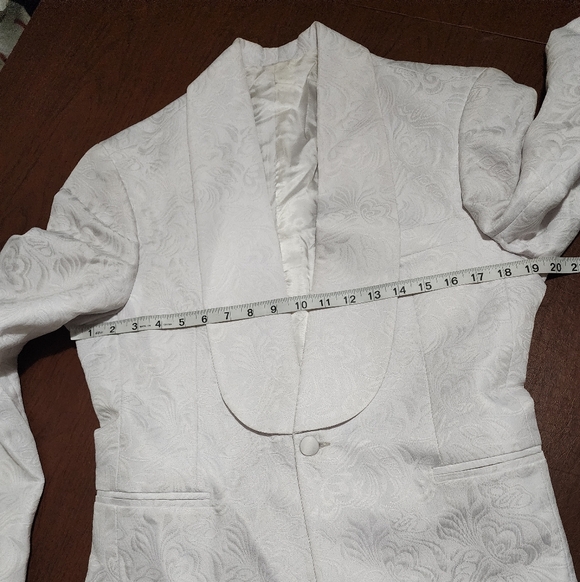 NWOT ... Elegant White Men's Blazer - Picture 4 of 12
